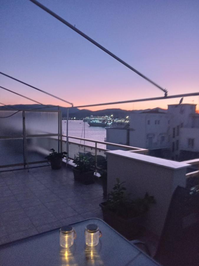 Ferienwohnung Cozy Seaside Penthouse With Sea & Mountain View. Volos Exterior foto
