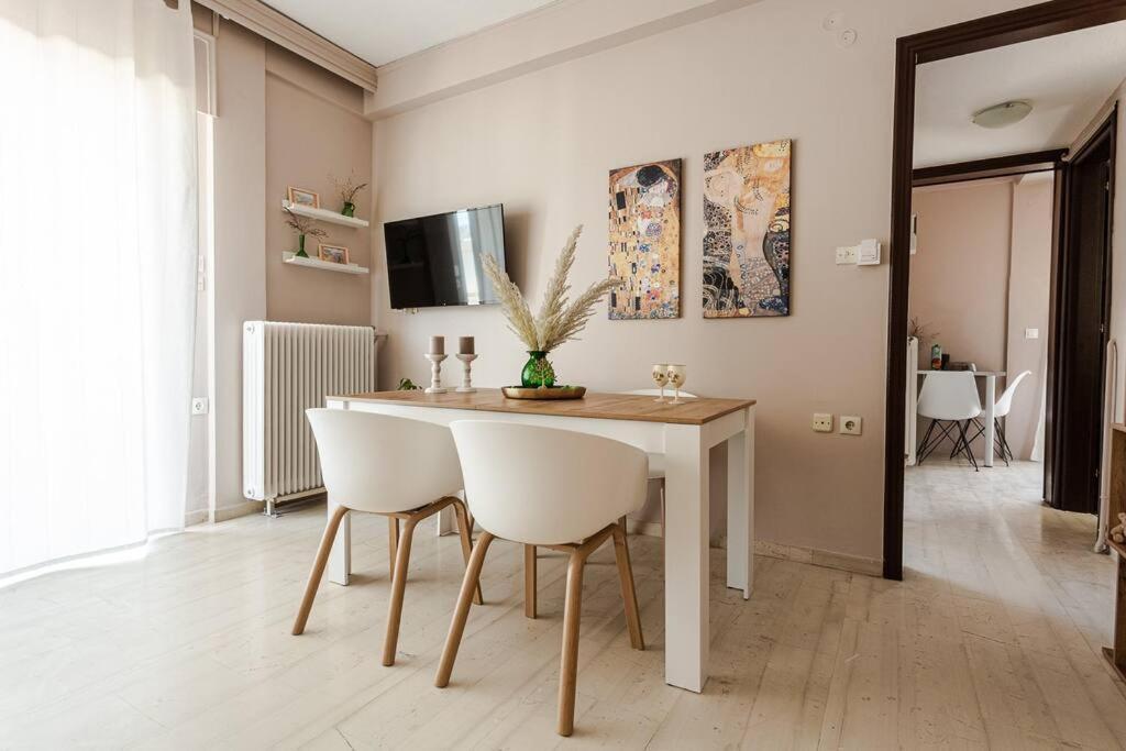 Ferienwohnung Cozy Seaside Penthouse With Sea & Mountain View. Volos Exterior foto