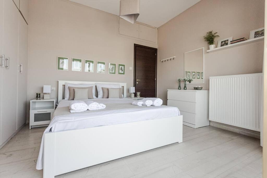 Ferienwohnung Cozy Seaside Penthouse With Sea & Mountain View. Volos Exterior foto